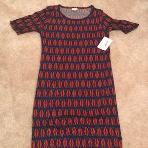 Large Julia Lularoe Dress with Leaf Print